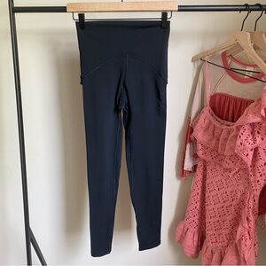 Vshred Essential Leggings